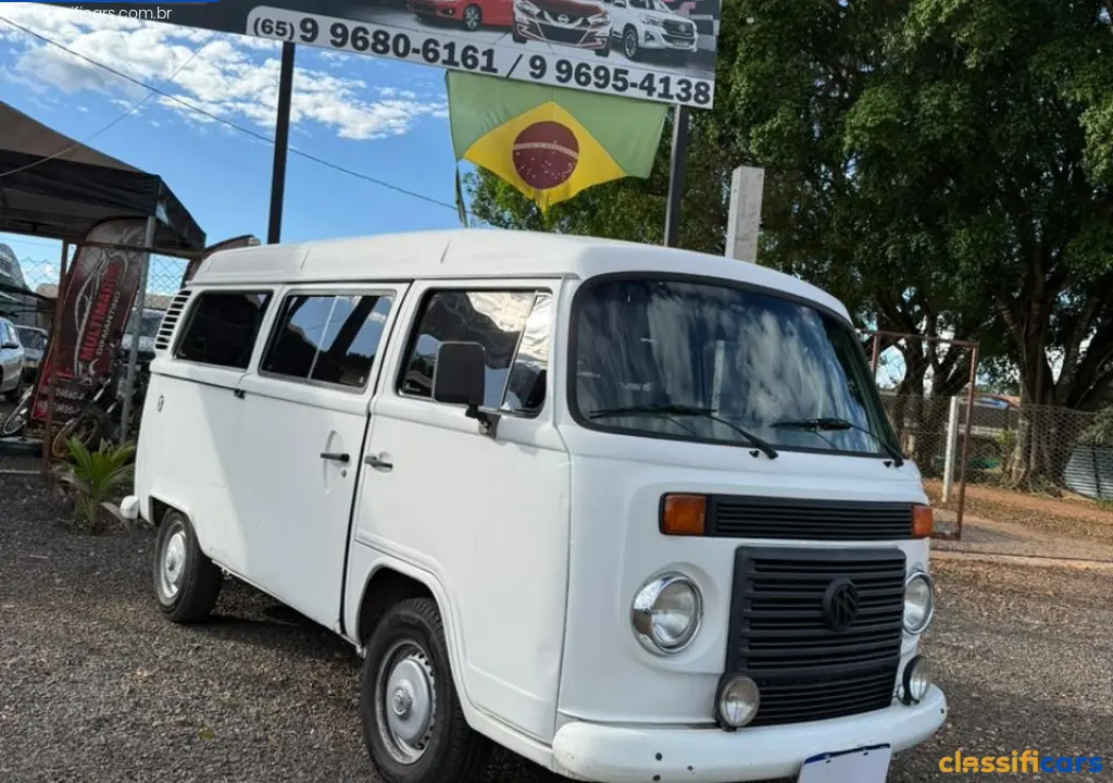 VW+-+VolksWagen-MT-Diamantino-Kombi+Standard+1.4+Mi+Total+Flex+8V-2011+Flex-Branca+