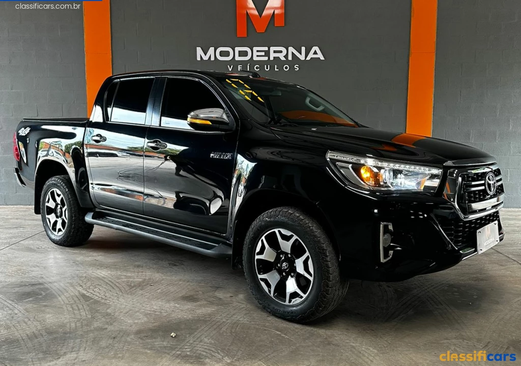 Toyota-MT-Cuiab%C3%A1-Hilux+CD+SRX+4x4+2.8+TDI+16V+Diesel+Aut.-2017+Diesel-PRETA