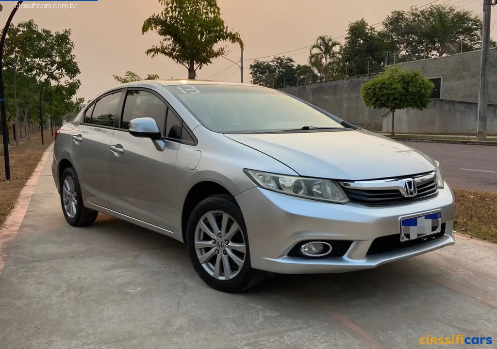 Honda-MT-SINOP-Civic+Sedan+LXS+1.8%2F1.8+Flex+16V+Aut.+4p-2013+Gasolina-PRATA