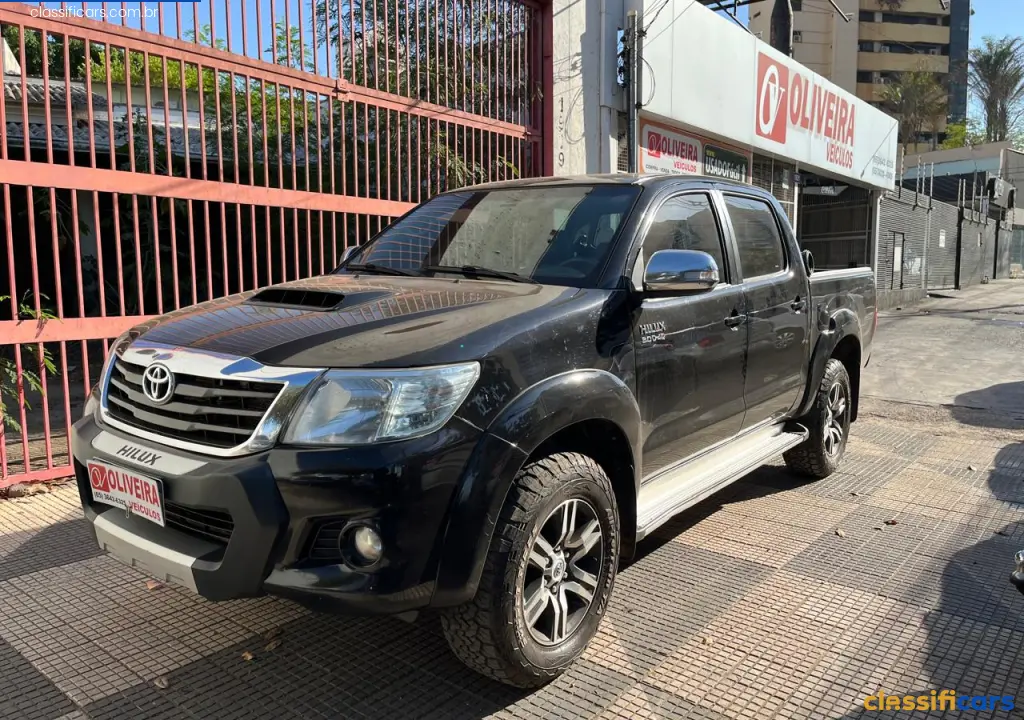 Toyota-MT-Cuiab%C3%A1-Hilux+CD+SRV+D4-D+4x4+3.0+TDI+Diesel+Aut-2015+Diesel-PRETA