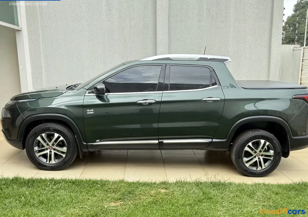 Fiat-RO-Rolim+de+Moura-Toro+Volcano+2.0+16V+4x4+TB+Diesel+Aut.-2017+Diesel-VERDE