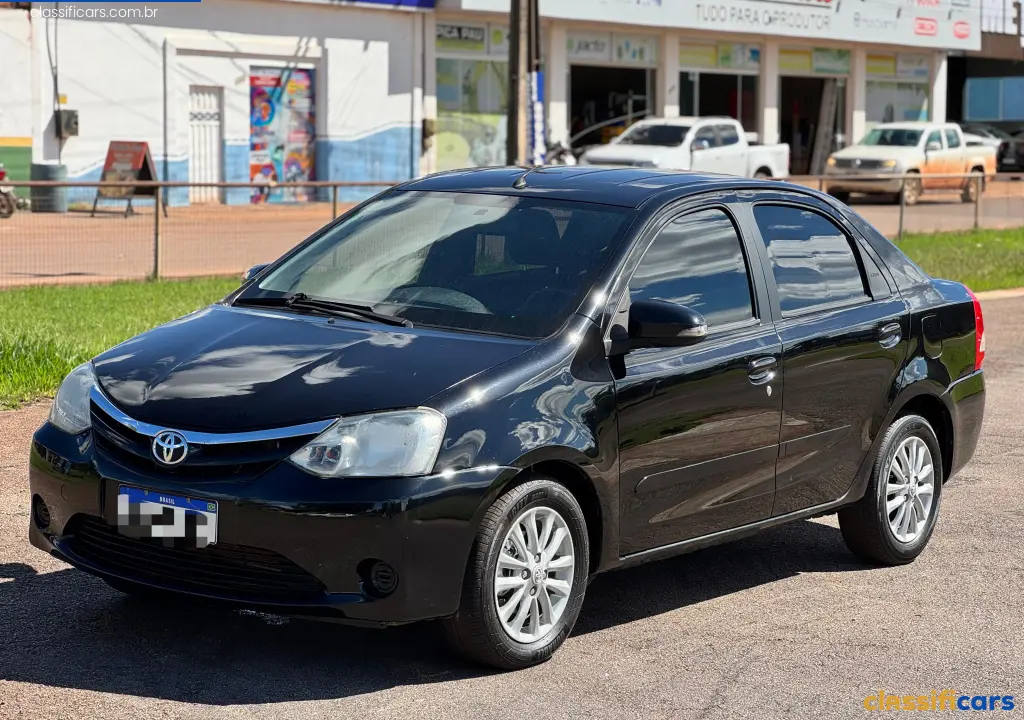 Toyota-RO-Rolim+de+Moura-ETIOS+XLS+Sedan+1.5+Flex+16V+4p+Mec.-2015+Flex-Preta