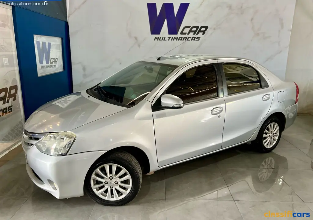 Toyota-MT-V%C3%A1rzea+Grande-ETIOS+XLS+1.5+Flex+16V+5p+Mec.-2014+Gasolina-PRATA