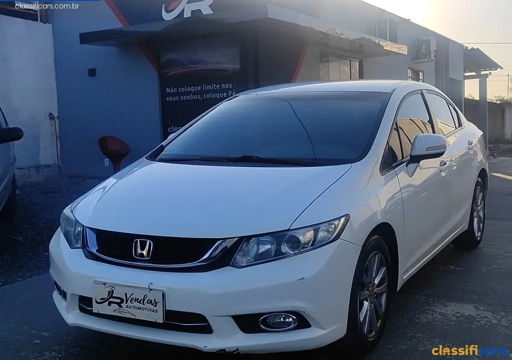 Honda-MT-CUIABA-Civic+Sedan+LXR+2.0+Flexone+16V+Aut.+4p-2014+Gasolina-Branca