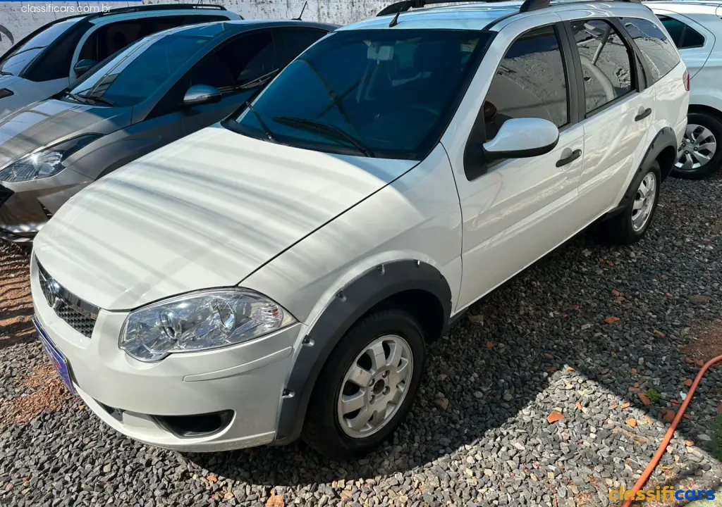 Fiat-MT-V%C3%A1rzea+Grande-Palio+Weekend+Trekking+1.6+Flex+16V+5p-2013+Flex-Branca