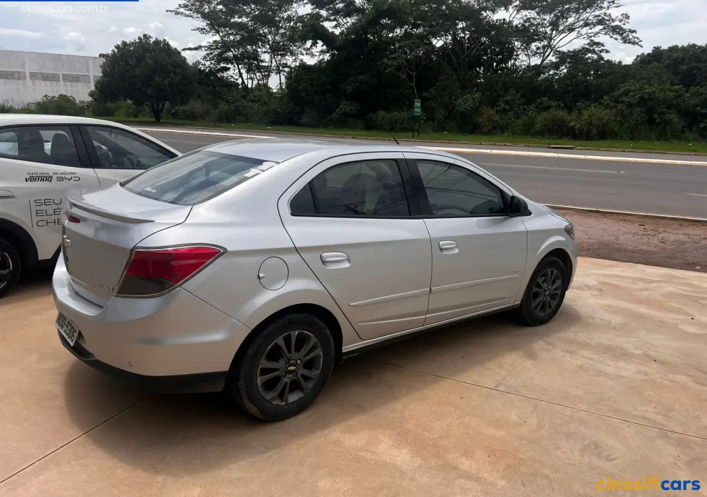 GM+-+Chevrolet-RO-Rolim+de+Moura-PRISMA+Sed.+ADVANT.+1.0+8V+FlexPower+4p-2015+Flex-Prata