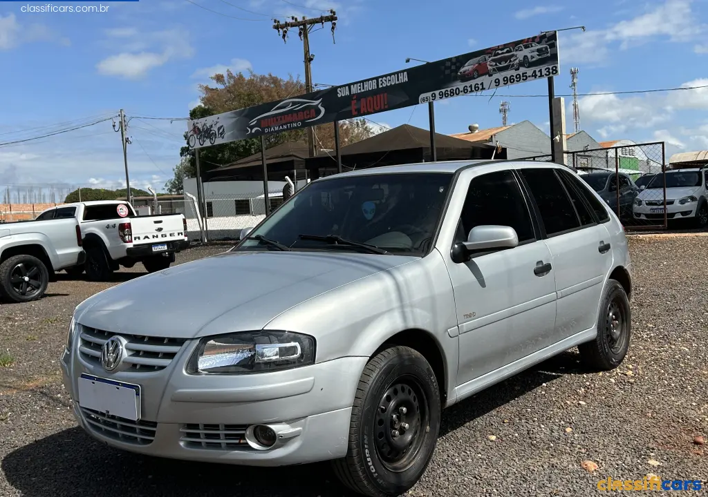 VW+-+VolksWagen-MT-Diamantino-Gol+1.0+Total+Flex+8V+5p+%2825+Anos%29-2013+Flex-Prata