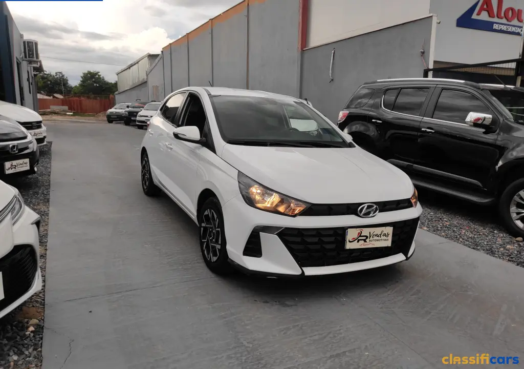 Fiat-MT-CUIABA-Uno+Mille+Celeb.+WAY+ECON.+1.0+F.Flex+2p-2011+Flex-Branca