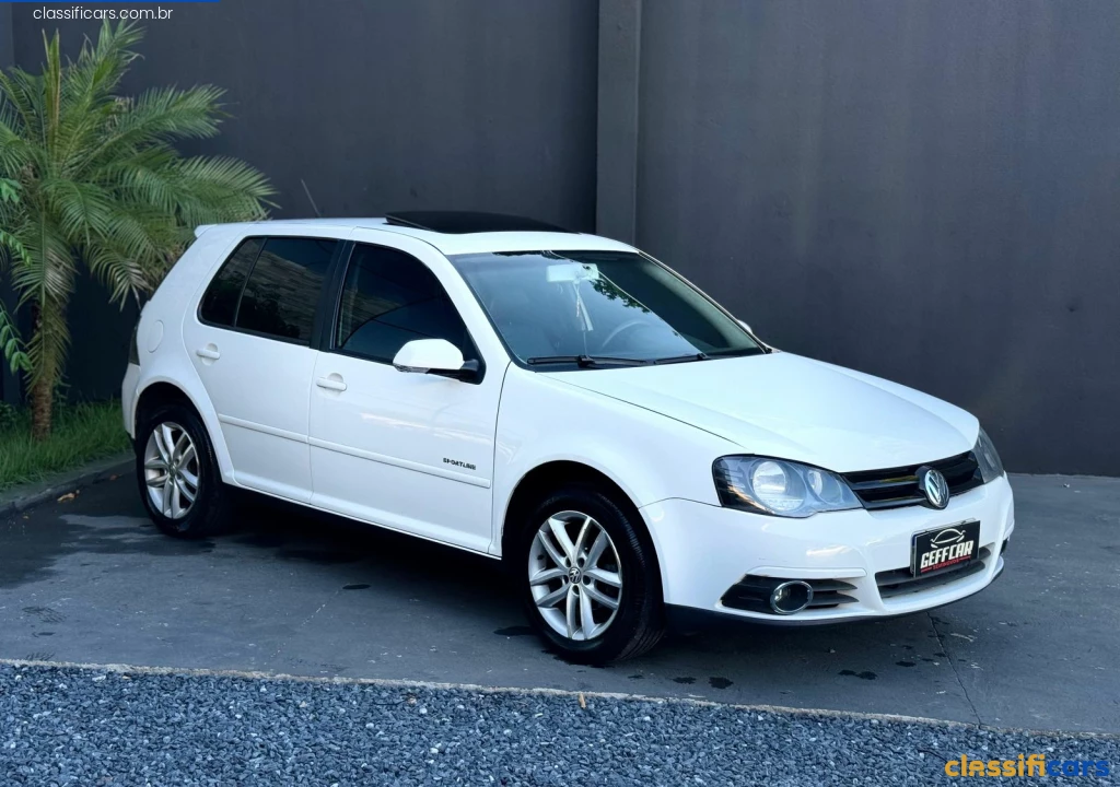 VW+-+VolksWagen-MT-V%C3%A1rzea+Grande-Golf+Sportline+1.6+Mi+Total+Flex+8V+4p-2011+Gasolina-BRANCO