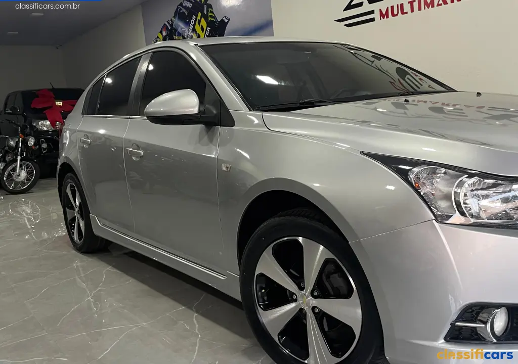 GM+-+Chevrolet-MT-V%C3%A1rzea+Grande-CRUZE+LT+1.8+16V+FlexPower+4p+Aut.-2014+Gasolina-Prata