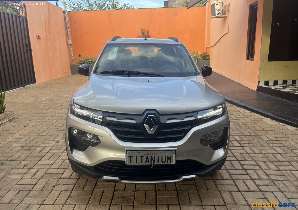 Renault-MT-Cuiab%C3%A1-KWID+OUTSIDER+1.0+Flex+12V+5p+Mec.-2023+Gasolina-PRATA