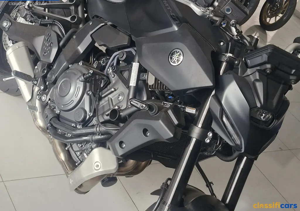 YAMAHA-MT-V%C3%A1rzea+Grande-MT-07%2FMT-07+ABS+689cc-2025+Gasolina-PRETA+METALICA