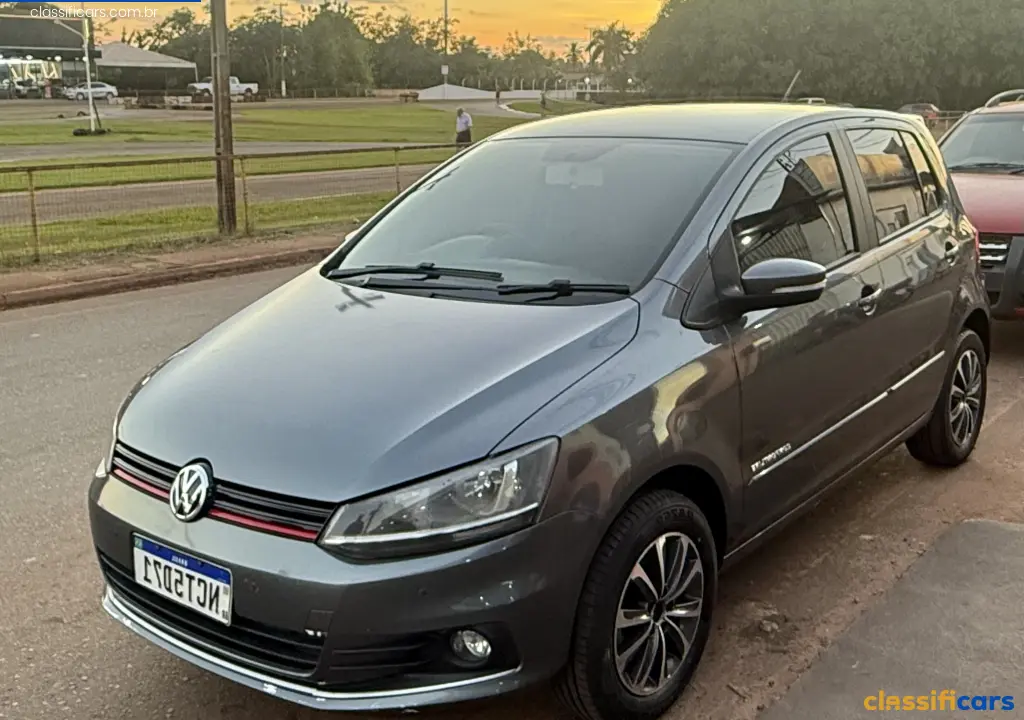 VW+-+VolksWagen-RO-Rolim+de+Moura-Fox+Comfortline+1.0+Flex+12V+5p-2017+Flex-CINZA