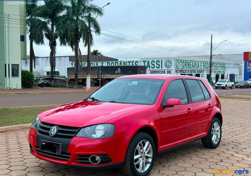VW+-+VolksWagen-RO-Rolim+de+Moura-Golf+1.6+Mi+Total+Flex+8V+4p-2012+Flex-VERMELHA