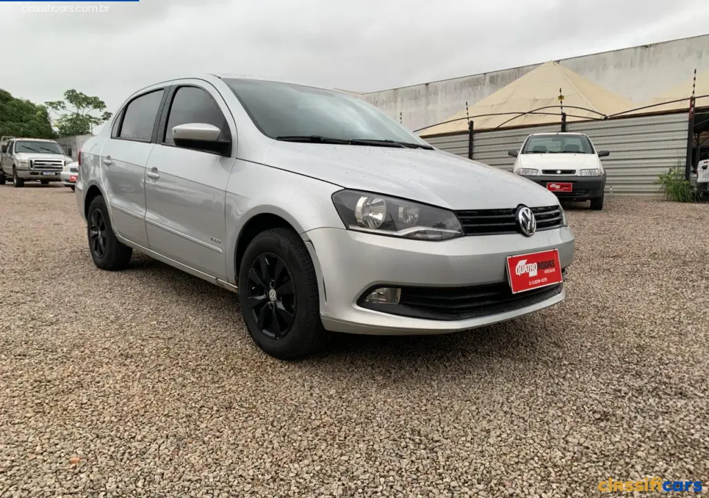 VW+-+VolksWagen-RO-Ariquemes-VOYAGE+I+MOTION+1.6+Mi+Total+Flex+8V-2013+Flex-Prata