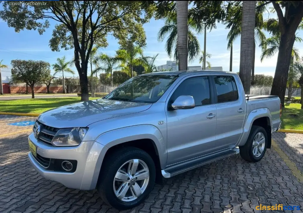VW+-+VolksWagen-MT-Lucas+do+Rio+Verde-AMAROK+Trendline+CD+2.0+16V+TDI+4x4+Dies-2012+Diesel-Prata