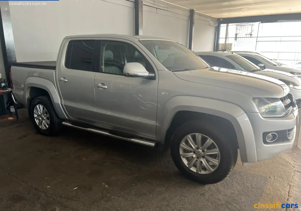 VW+-+VolksWagen-RO-Porto+Velho-AMAROK+High.CD+2.0+16V+TDI+4x4+Dies.+Aut-2014-Prata