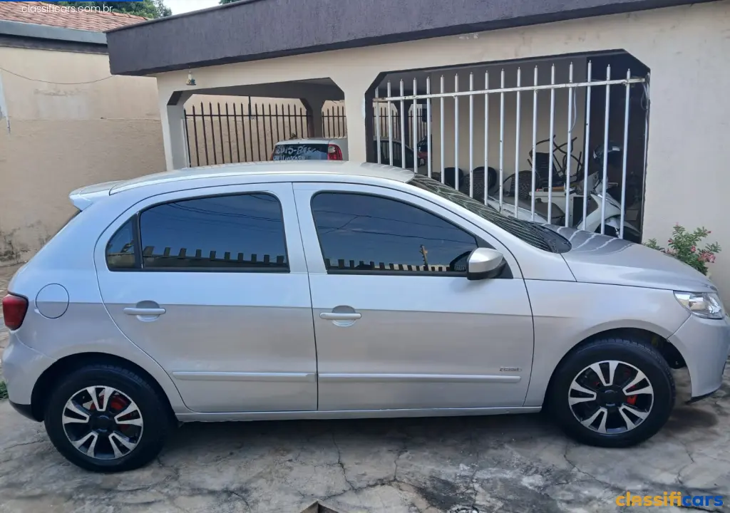 VW+-+VolksWagen-MT-V%C3%A1rzea+Grande-Gol+%28novo%29+1.0+Mi+Total+Flex+8V+4p-2010+Gasolina-PRATA