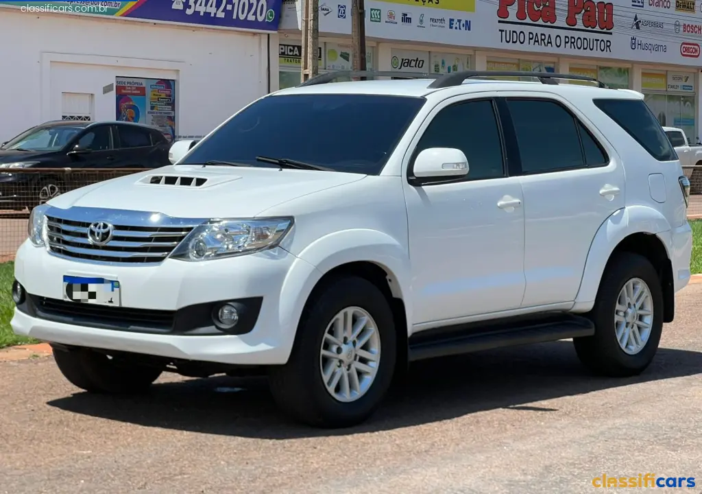 Toyota-RO-Rolim+de+Moura-Hilux+SW4+SR+D4-D+4x4+3.0+TDI+Dies.+Aut-2013+Diesel-Branca