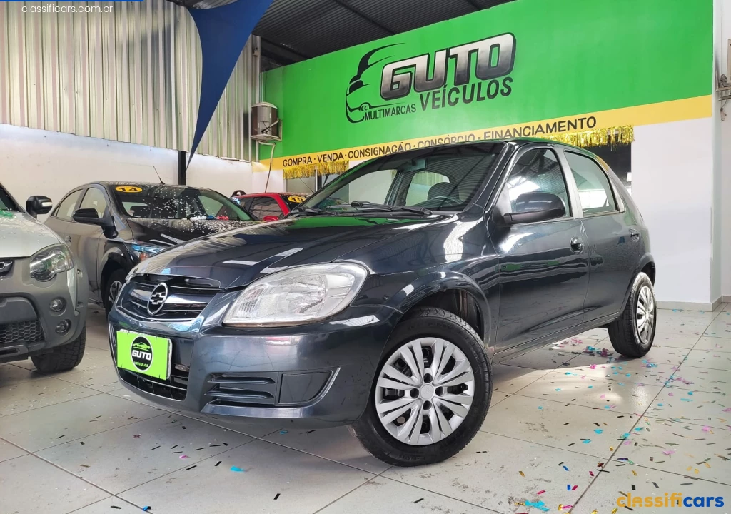 GM+-+Chevrolet-MT-Cuiab%C3%A1-Celta+Life+1.0+MPFI+VHC+8V+5p-2006+Gasolina-cinza