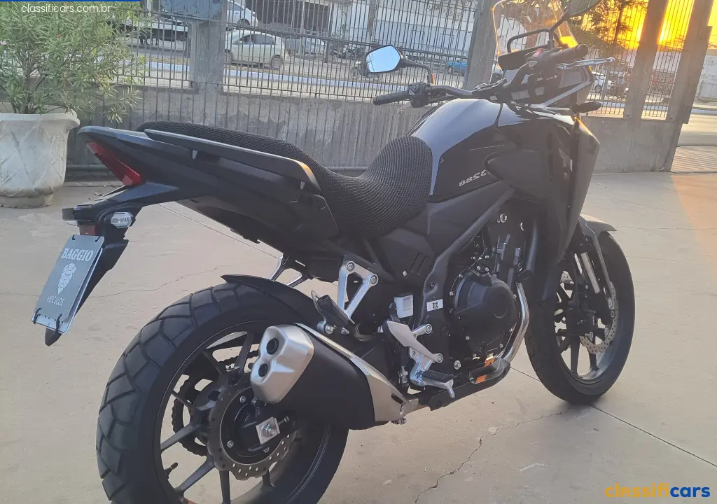 Zero km emplacada
