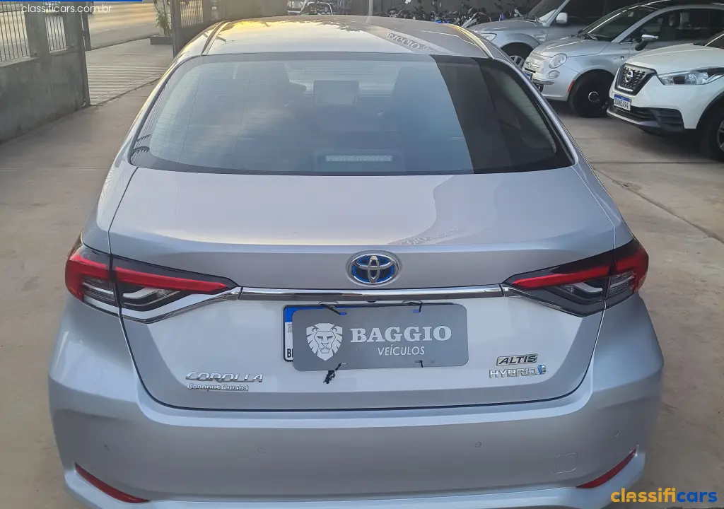 Revisão na concessionária em dias,  garantia de fábrica toyota..
