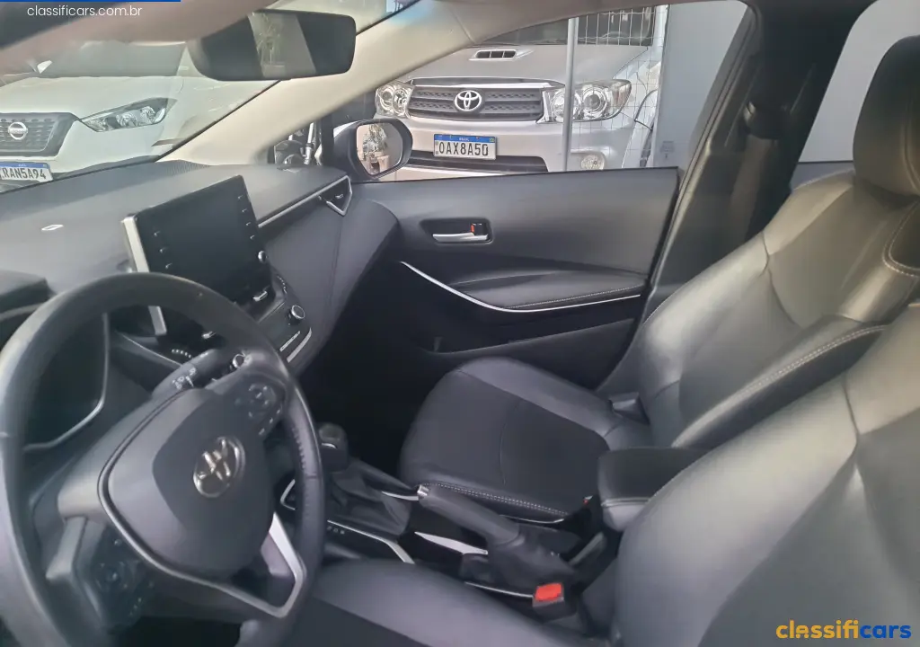 Revisão na concessionária em dias,  garantia de fábrica toyota..
