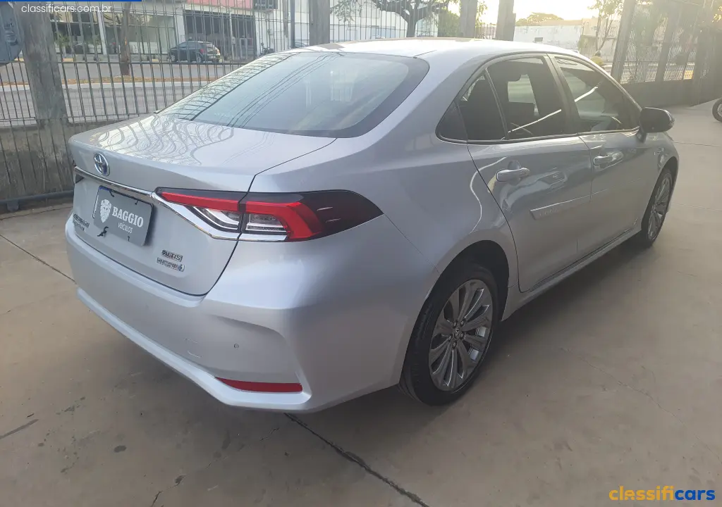 Revisão na concessionária em dias,  garantia de fábrica toyota..