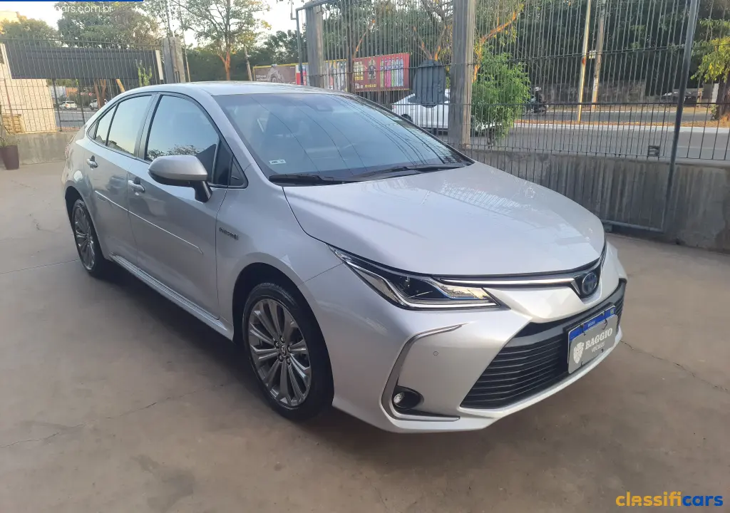 Revisão na concessionária em dias,  garantia de fábrica toyota..